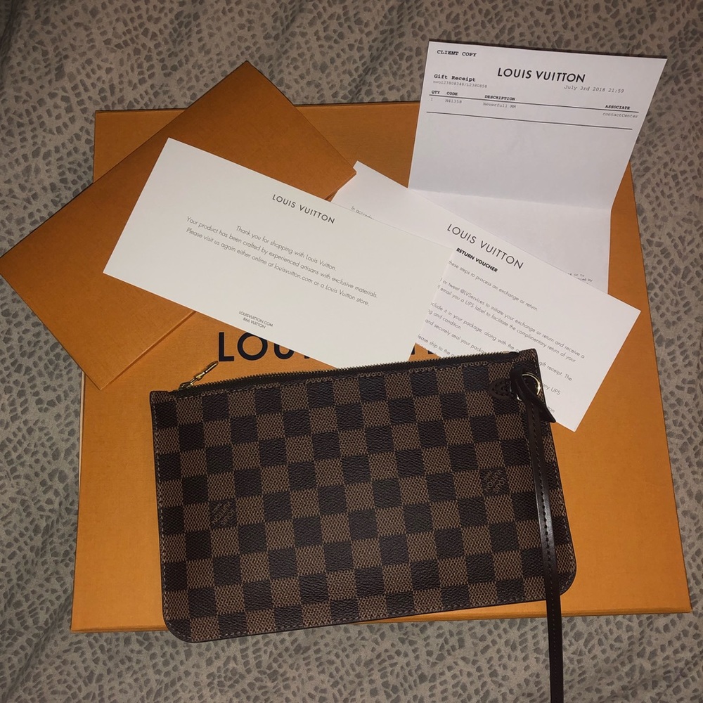 LV pouch